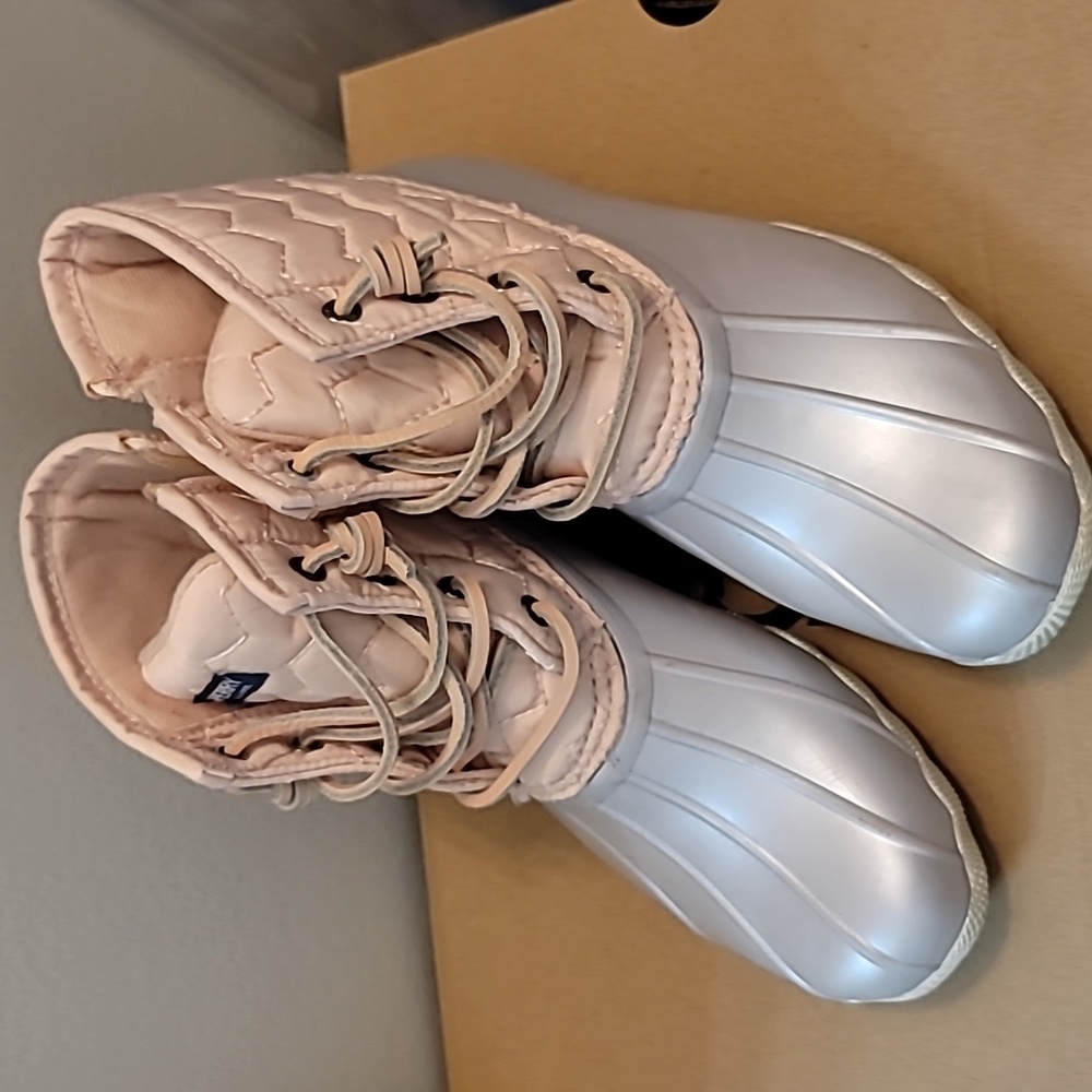 Sperry top-sider winter  boots size 2